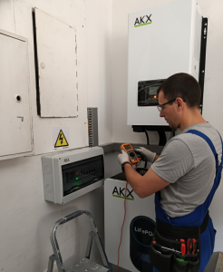 INVERSOR MANTENIMIENTO-AKX-GENERATOR